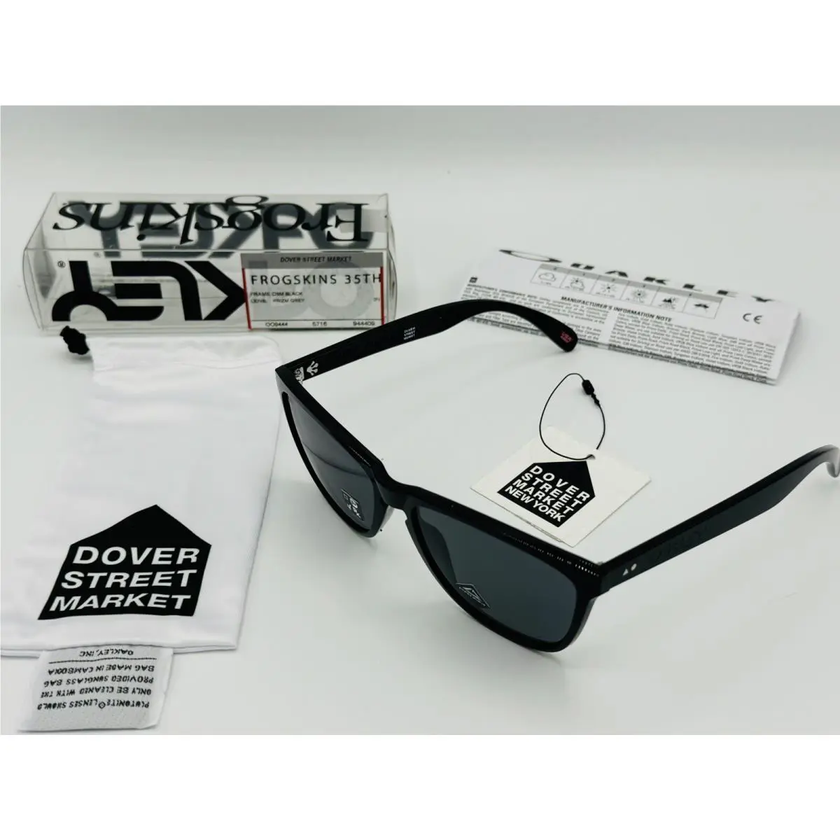 Dover Street Market Frogskins Sunglasses 35th Limited Edition Rare by Oakley