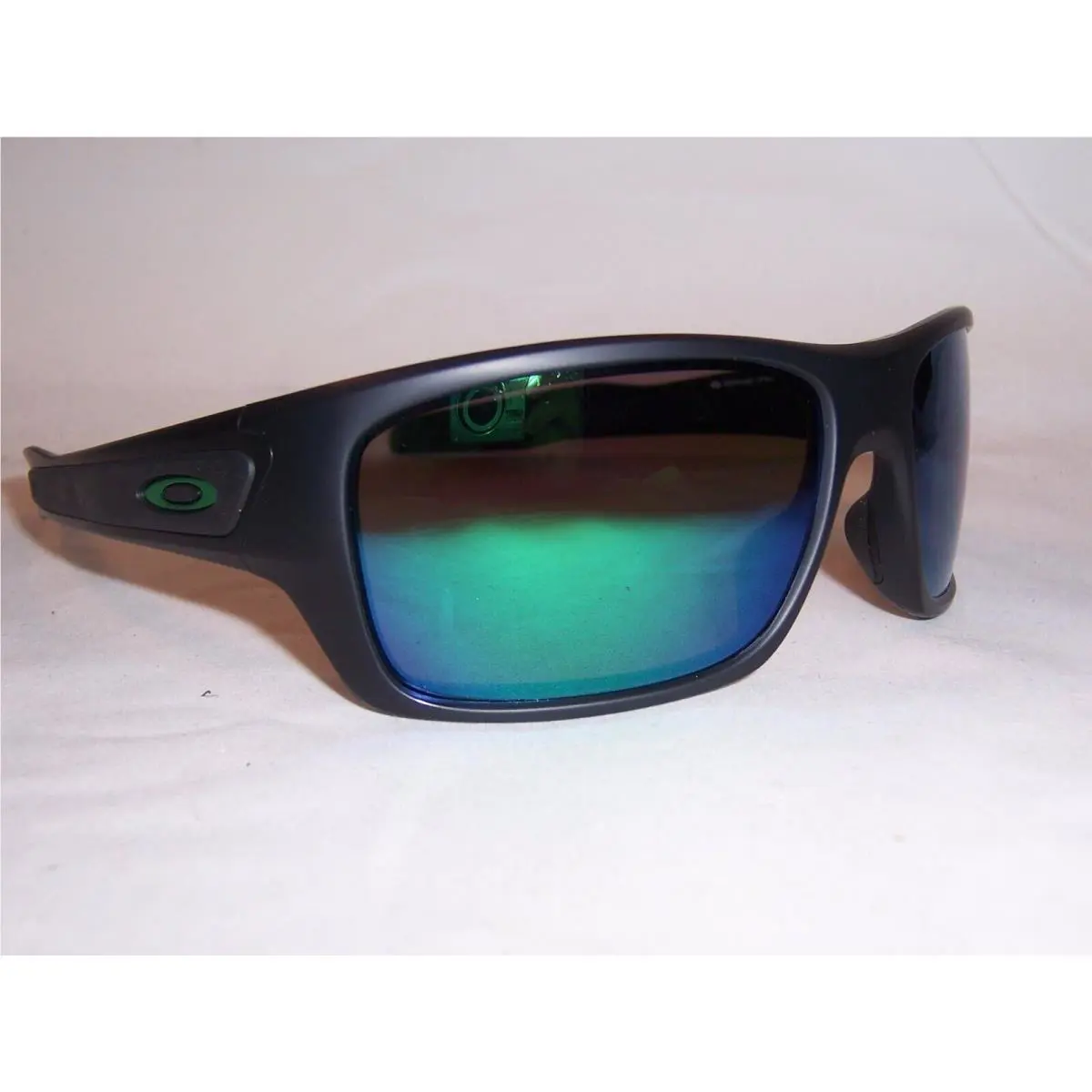 Sunglasses Turbine OO9263-45 Black/ Jade Polarized 9263 by Oakley