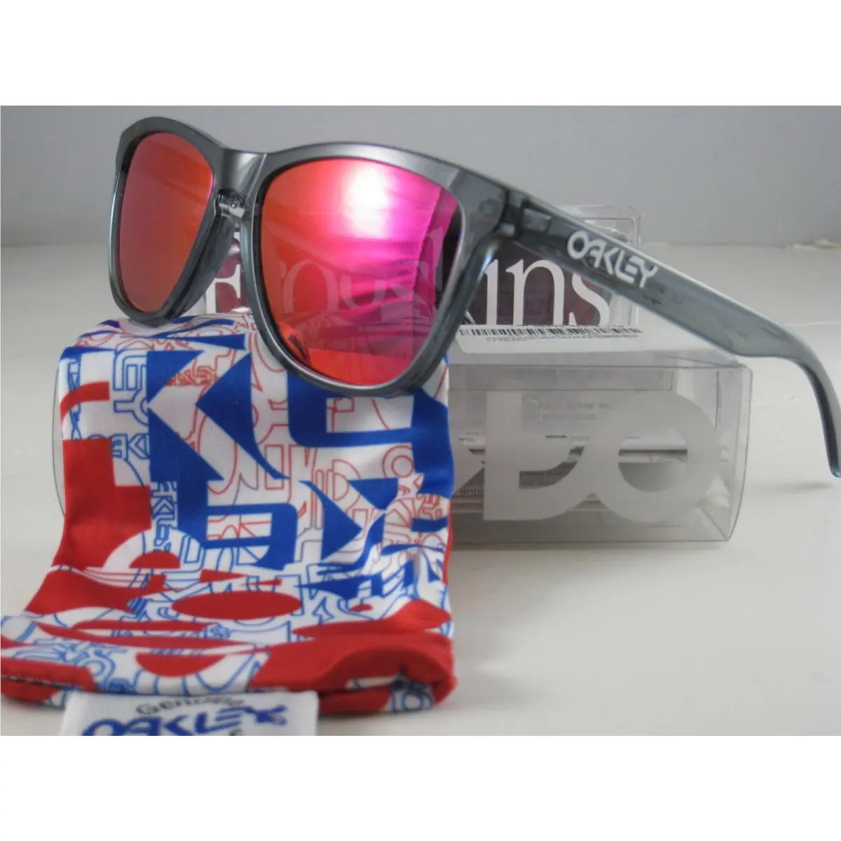 Oakley Frogskins Limited Edition Crystal Black W/ruby Iridium 24-244