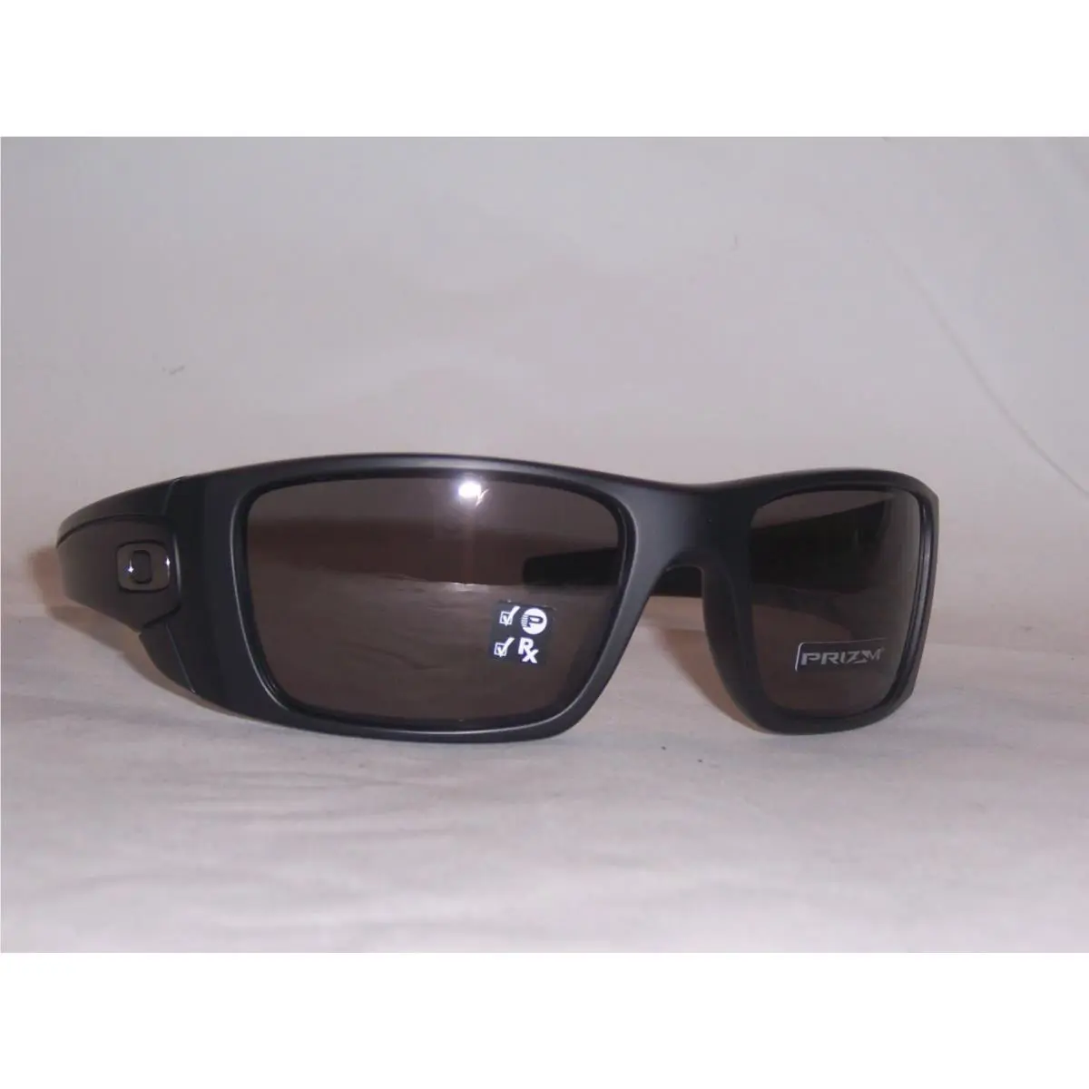 Sunglasses Fuel Cell OO9096-J3 Black/grey Polarized 9096 by Oakley