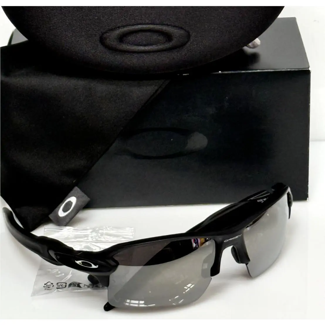Flak 2.0 XL Matte Black W/ Prizm Grey Polarized OO9188-8559 by Oakley