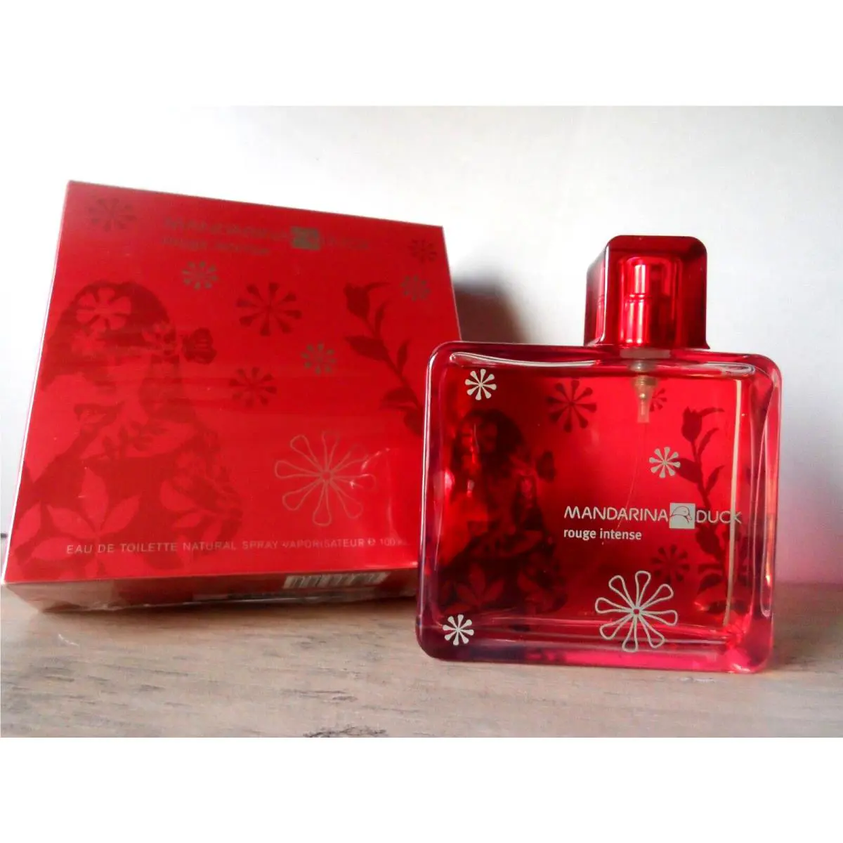 Rouge Intense Edt Spray 3.3 oz / 100 ml by Mandarina Duck