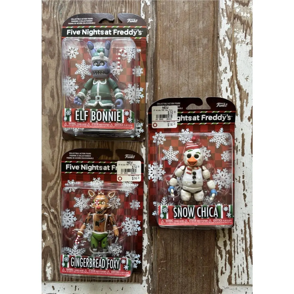Five Nights at Freddy`s Elf Bonnie Gingerbread Foxy Snow Chica Holiday Figures