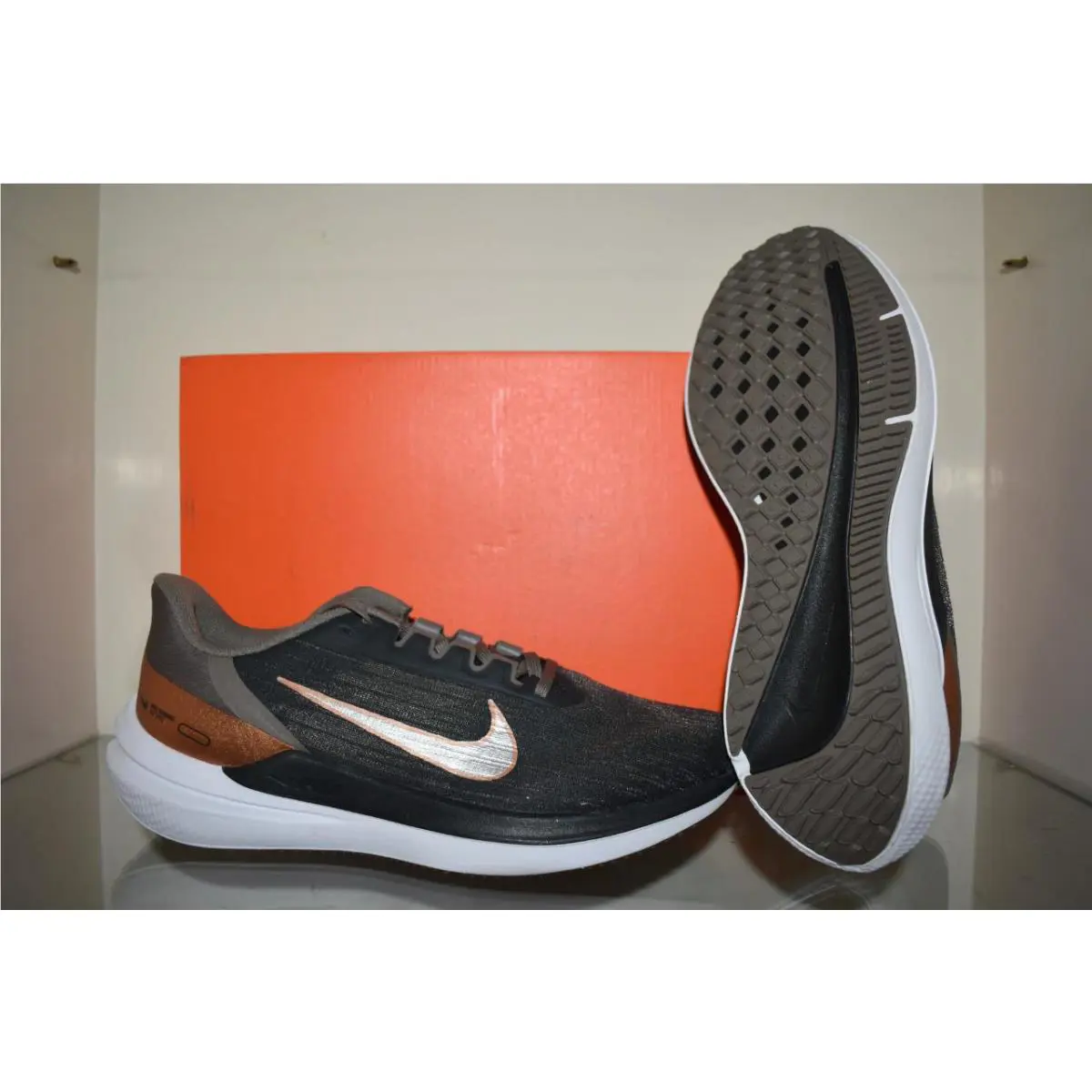 Nike shoes - Nike Women`s Zoom Winflo 9 Shoes - DD8686 005 - Black 1