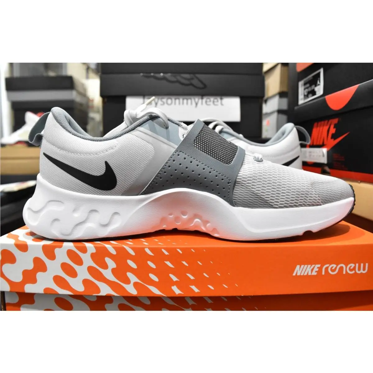 Nike shoes - Nike Renew Retaliation - Renew Retaliation - DH0606-003 - Photon Dust/Black 13
