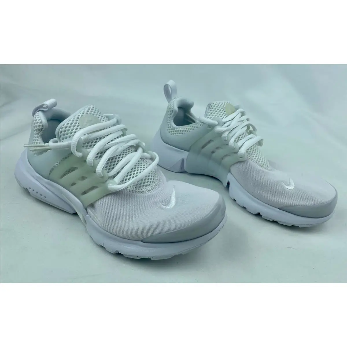 Nike shoes - White 1