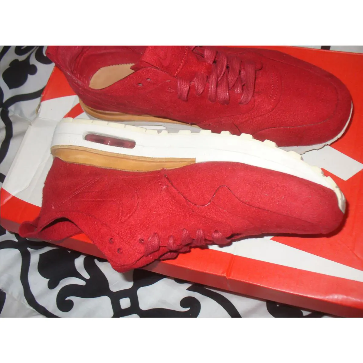 Nike shoes - Royale - Royale - 847672-661 - Red-Tan White Trim 2