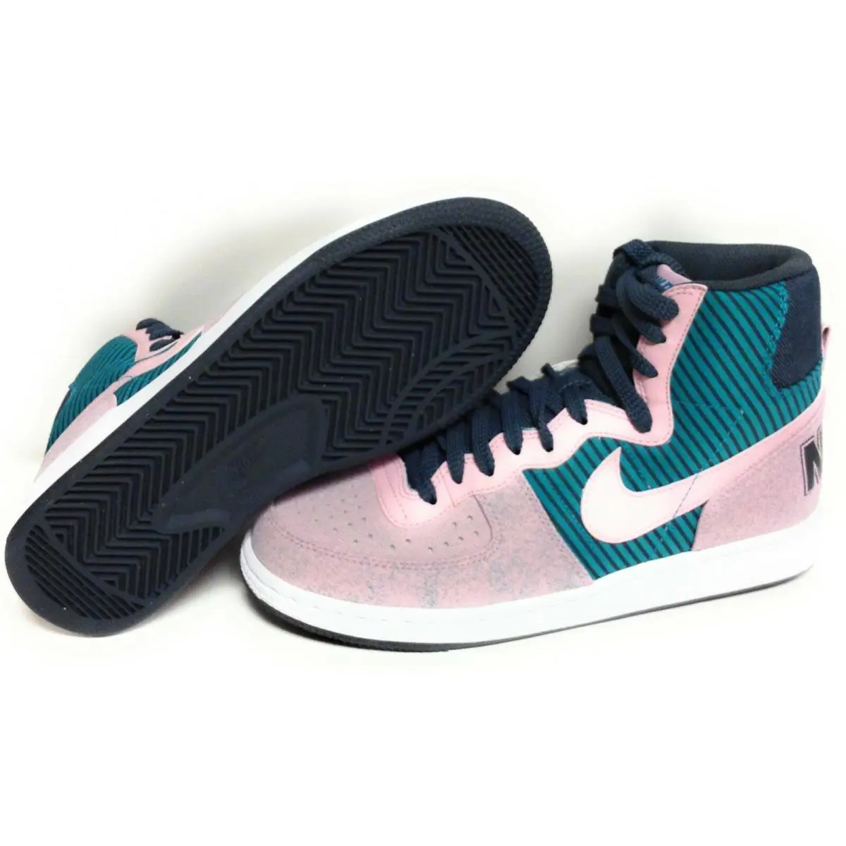 Nike shoes - Very Berry 1