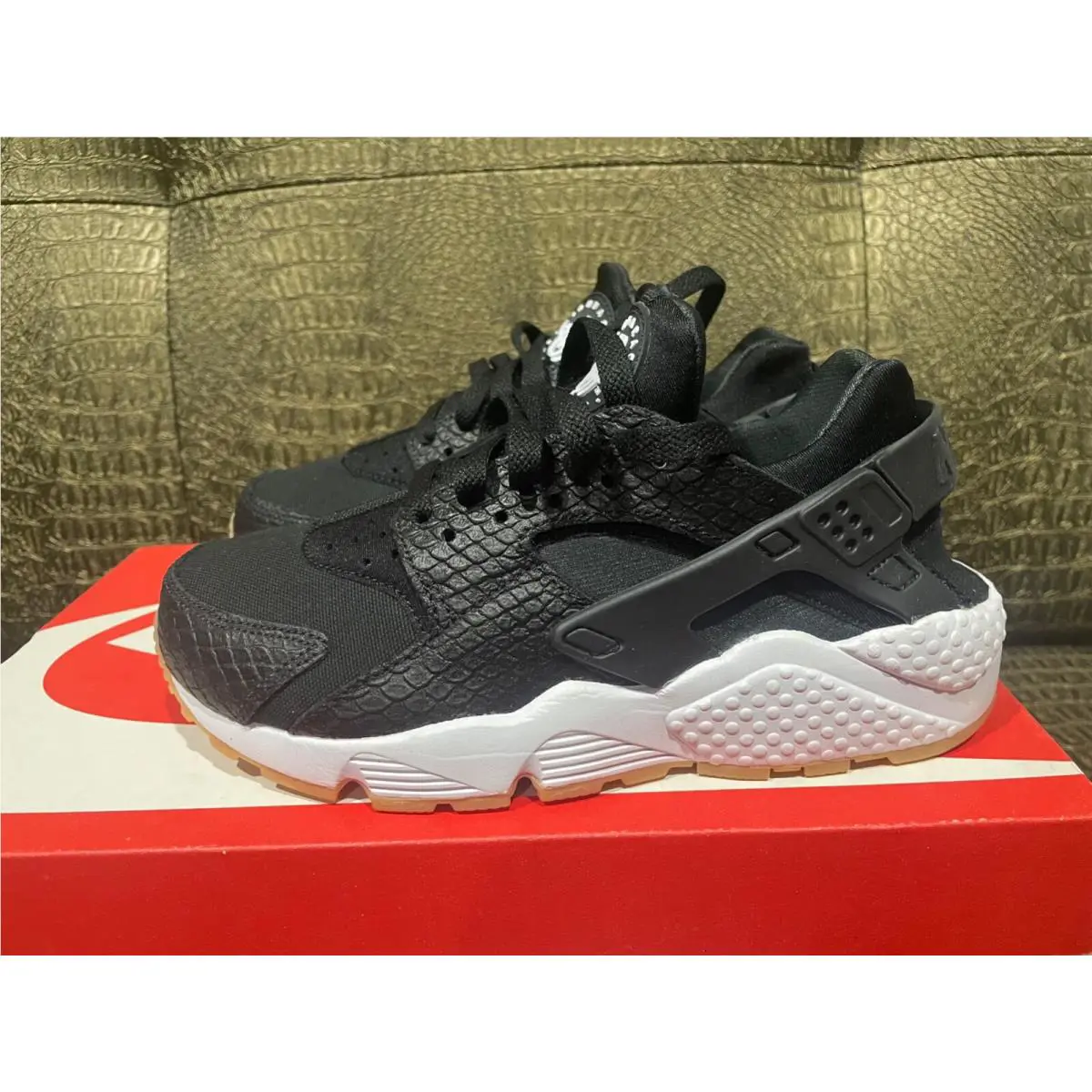 Nike shoes - Air Huarache Run SE - Air Huarache Run - Black 1