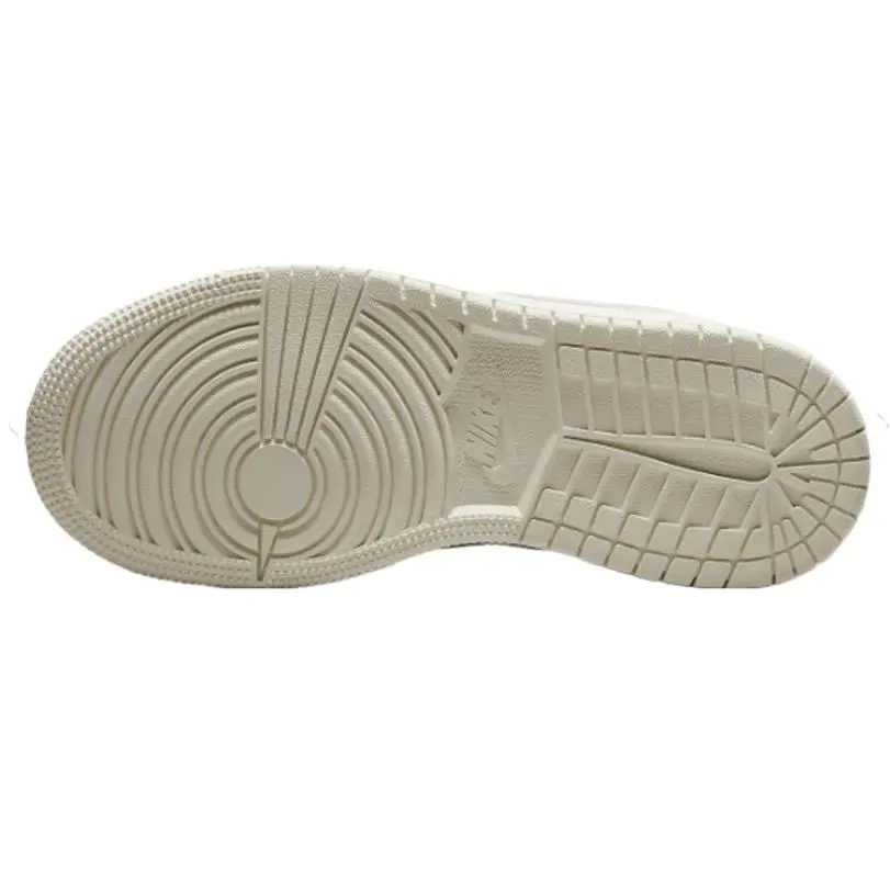 Nike shoes - White 5