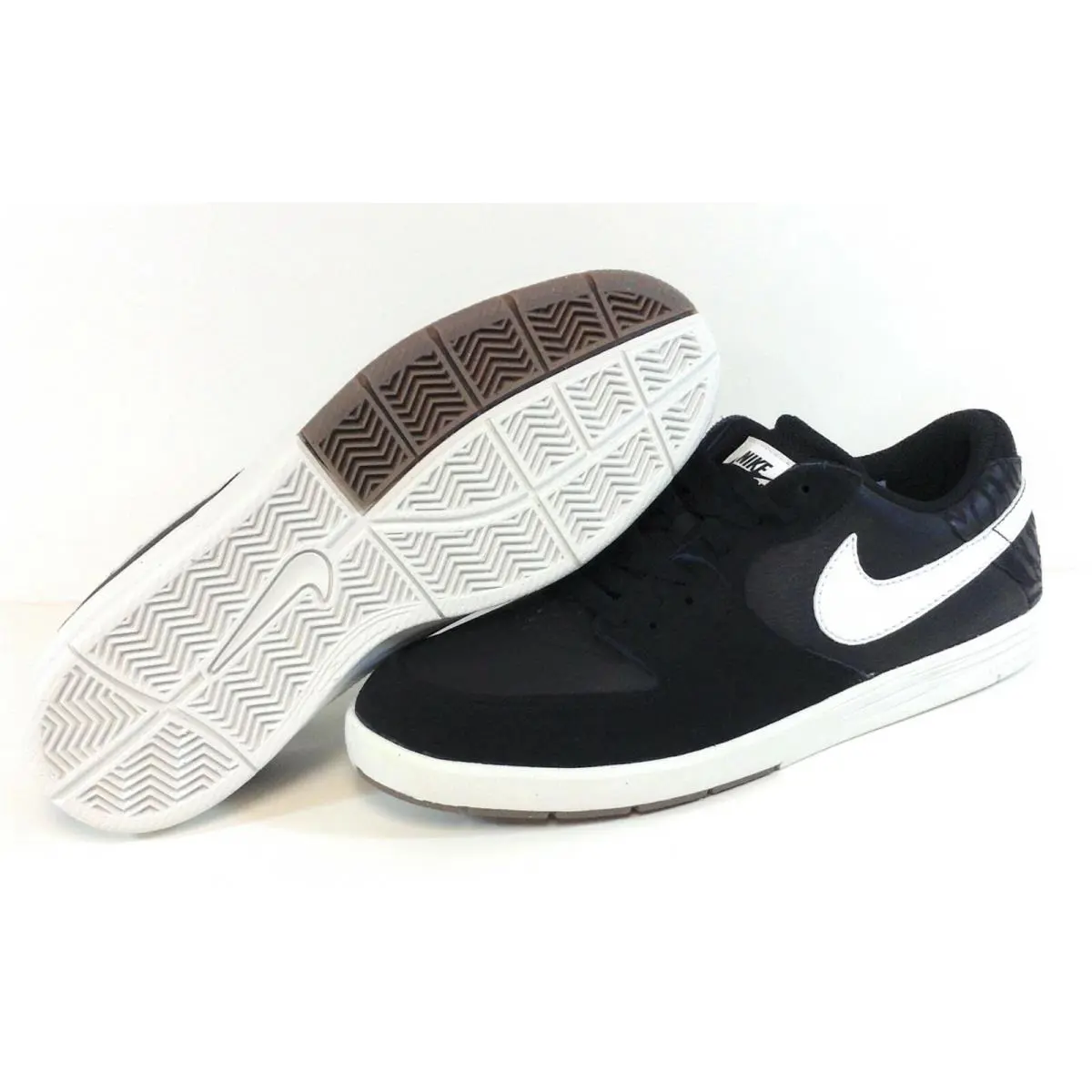 Nike shoes - Black 1