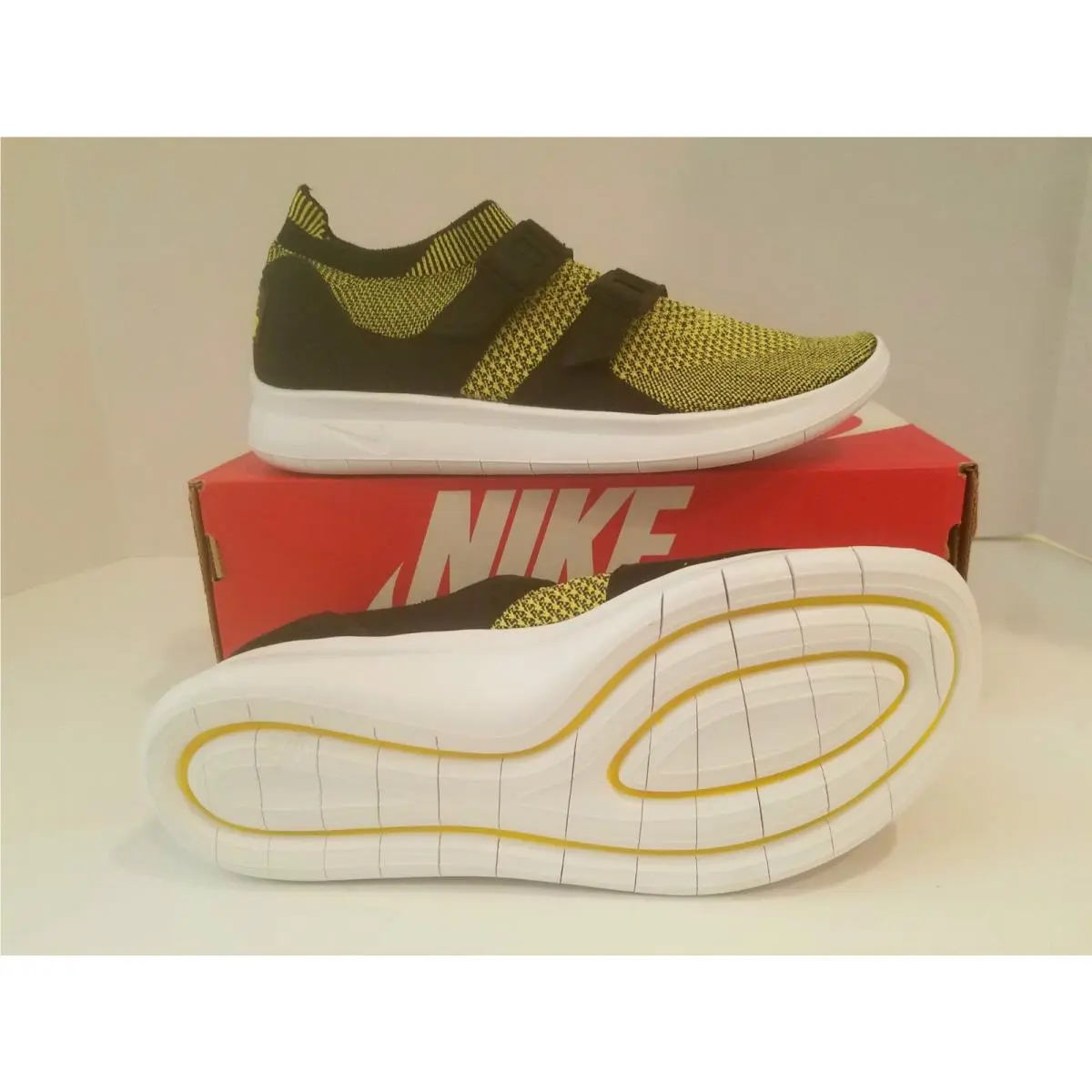 Nike shoes - Nike Air Sockracer Flyknit - Air Sockracer Flyknit - Yellow/Black 3