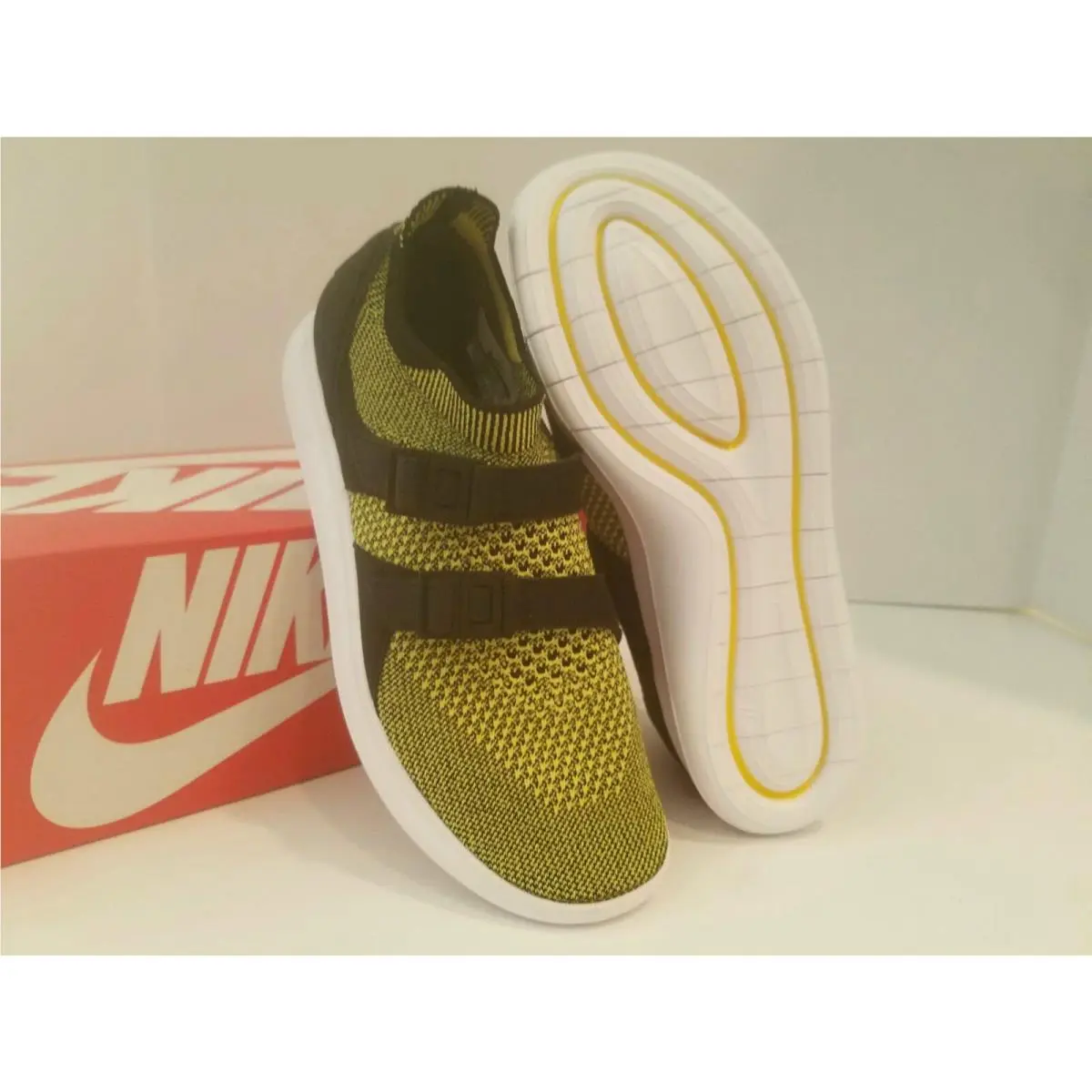 Nike shoes - Nike Air Sockracer Flyknit - Air Sockracer Flyknit - Yellow/Black 4