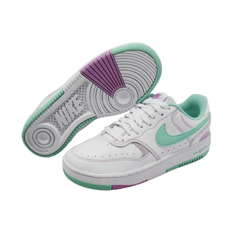 Nike shoes  - White/Emerald Rise 3