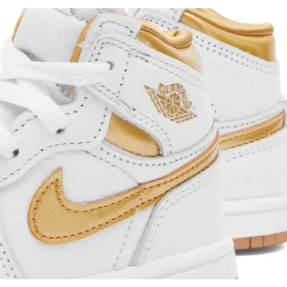 Nike shoes - Metallic Gold /White 1