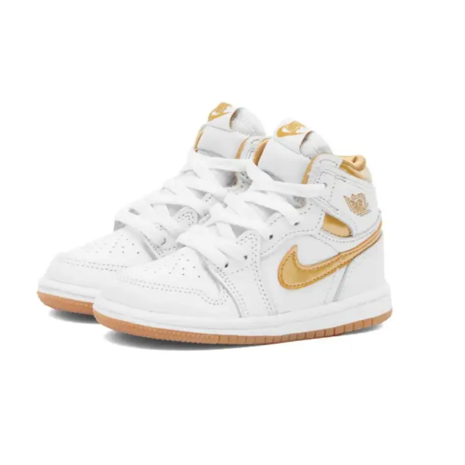 Nike shoes - Metallic Gold /White 5