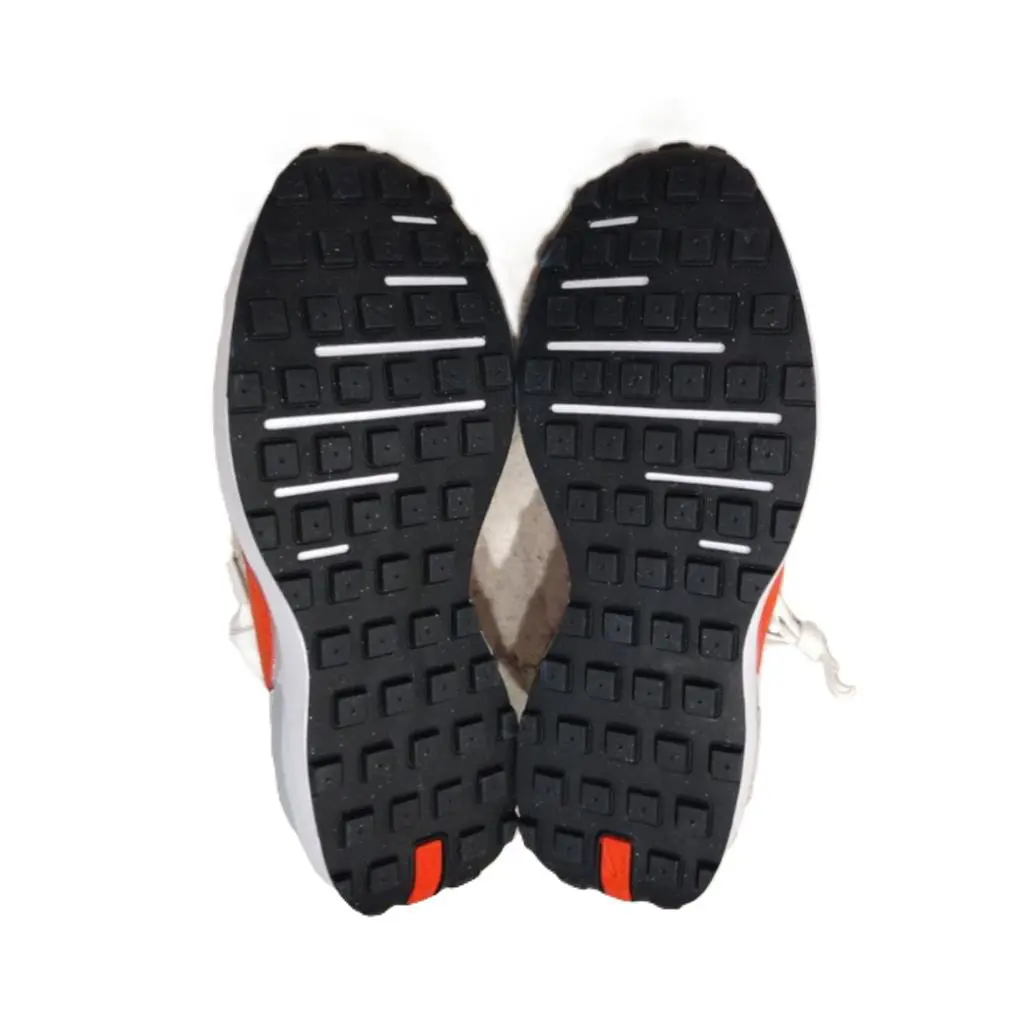 Nike shoes - Coconut Milk/Bright Crimson 2