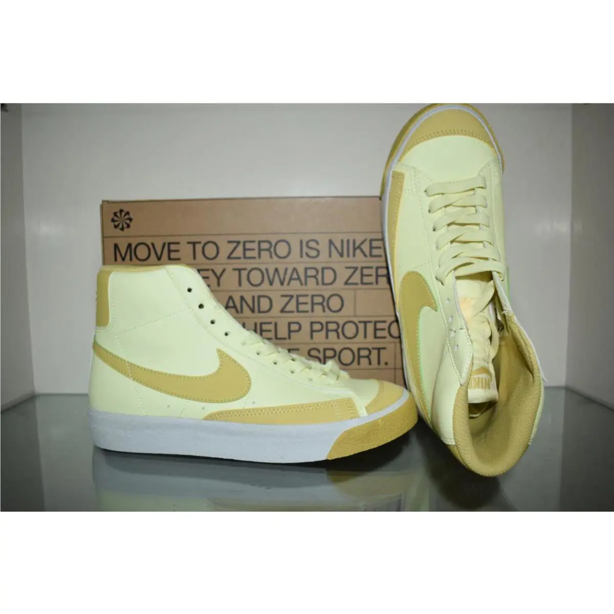 Nike shoes - Nike Blazer Mid `77 SE - DM1000 800 - Yellow 0
