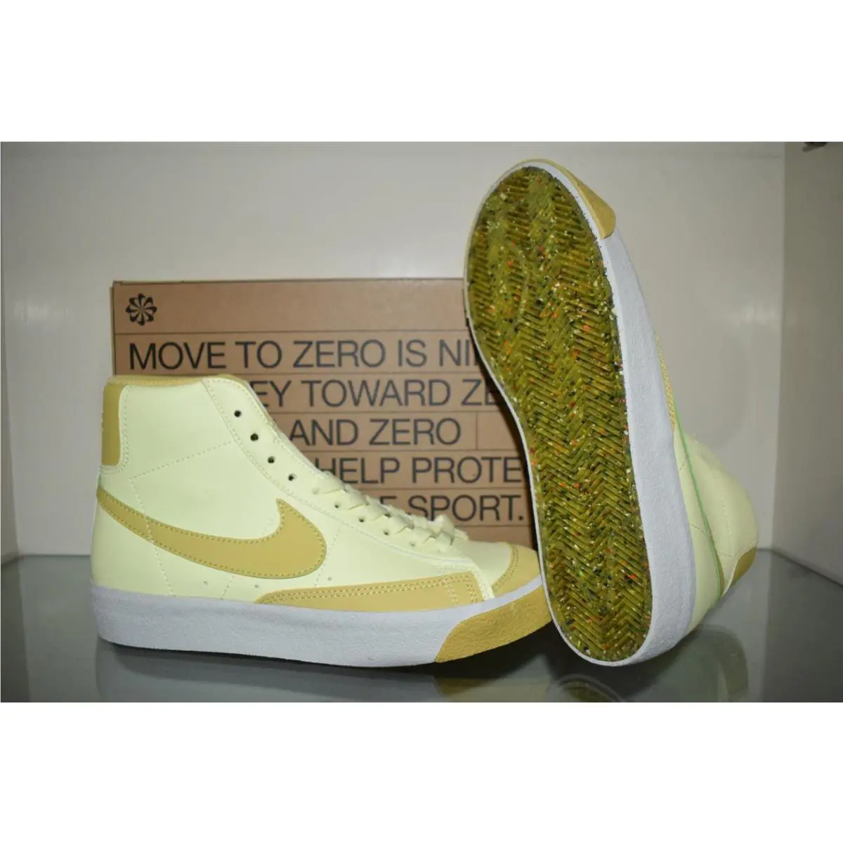 Nike shoes - Nike Blazer Mid `77 SE - DM1000 800 - Yellow 2