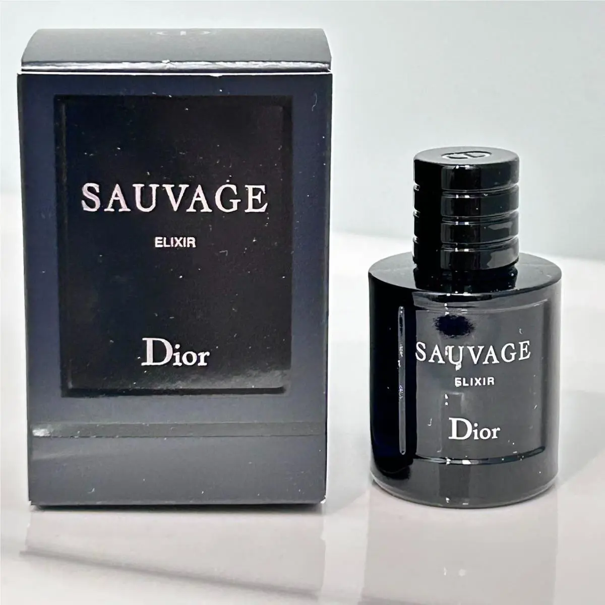 Sauvage Elixir Parfum Concentre For Men Splash Mini 0.25 oz/7.5 ml by Dior