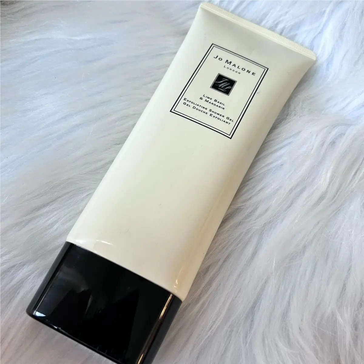New-sealed Jo Malone Lime Basil Mandarin Exfoliating Shower Gel 6.7oz