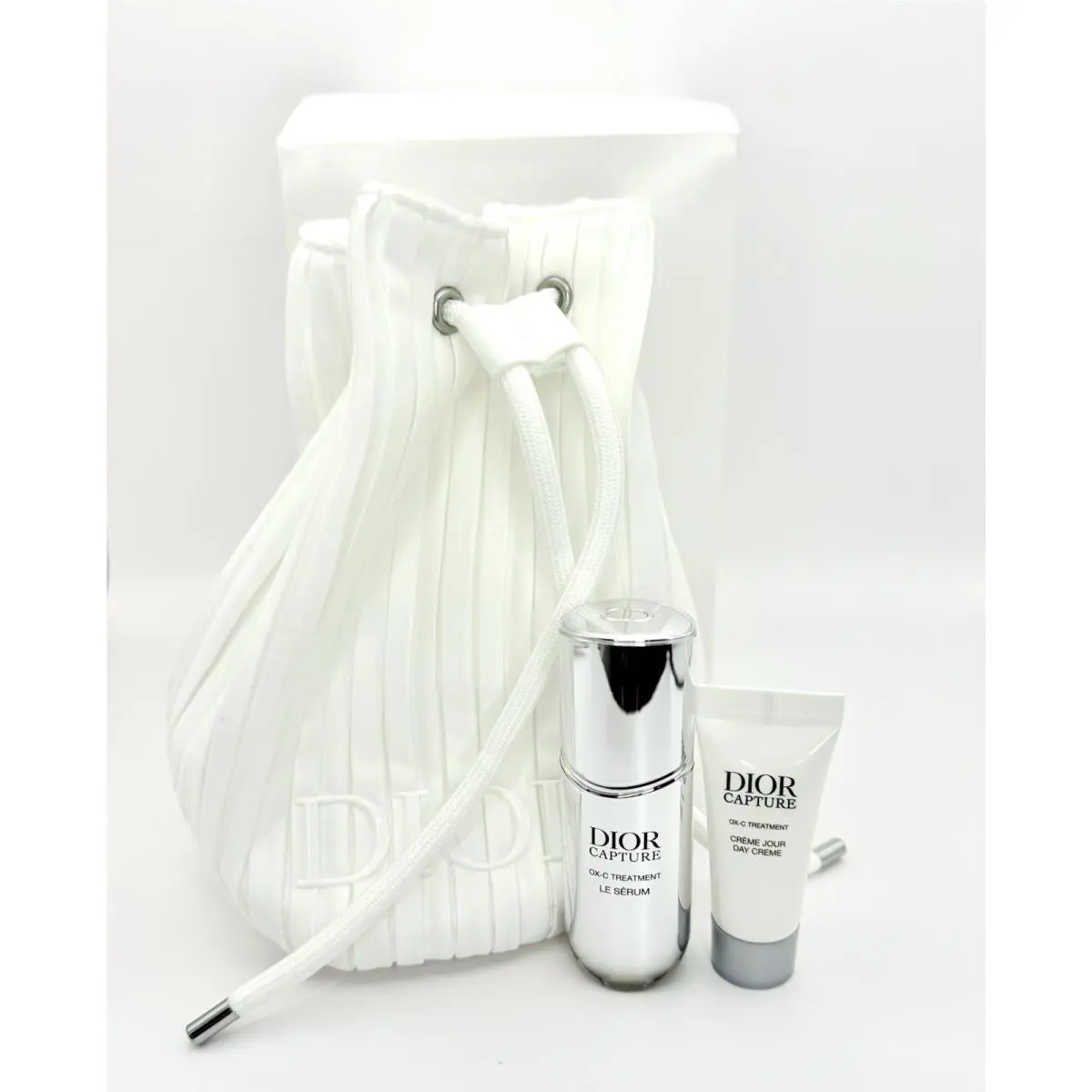 Dior Capture Anti-aging Set: Le Serum 10ml Day Creme 5ml with Logo White Pouch