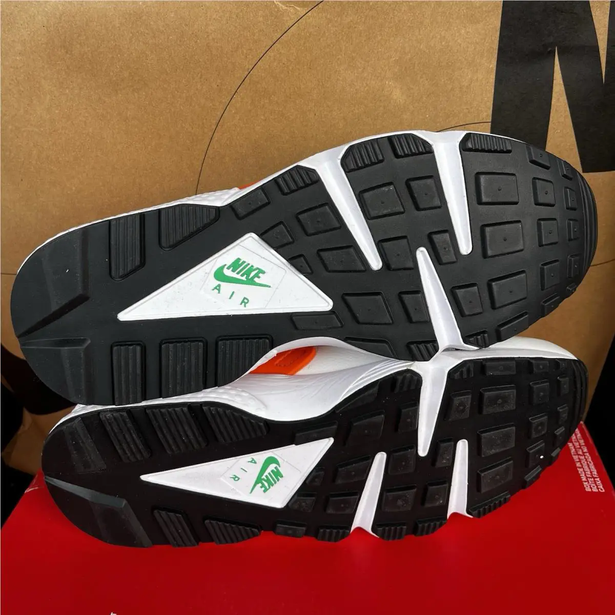Nike shoes - Nike Huarache - Huarache - DD1068-111 - White 3