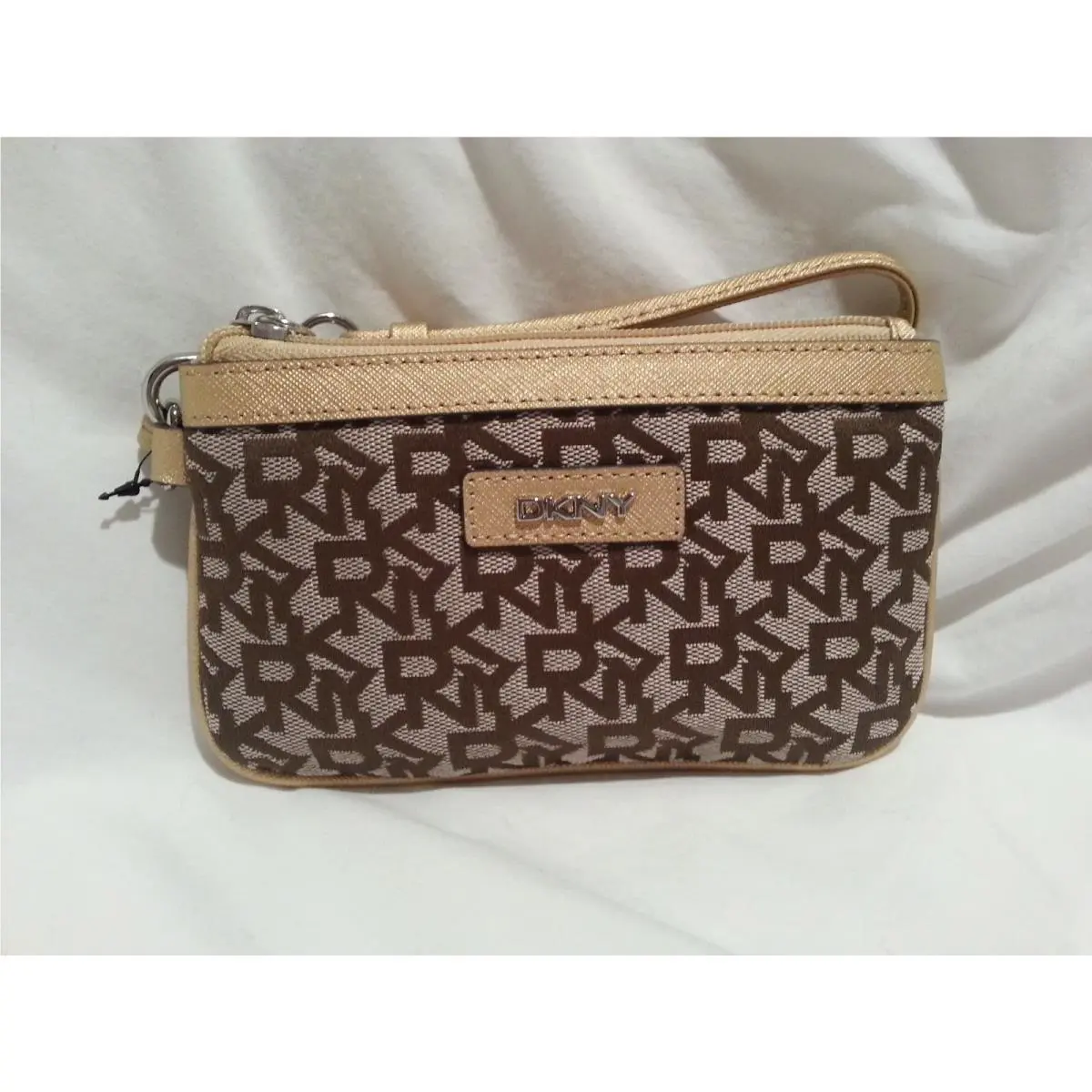 Dkny Donna Karan Monogram/orange or Gold Wristlet Clutch-nwt-srp
