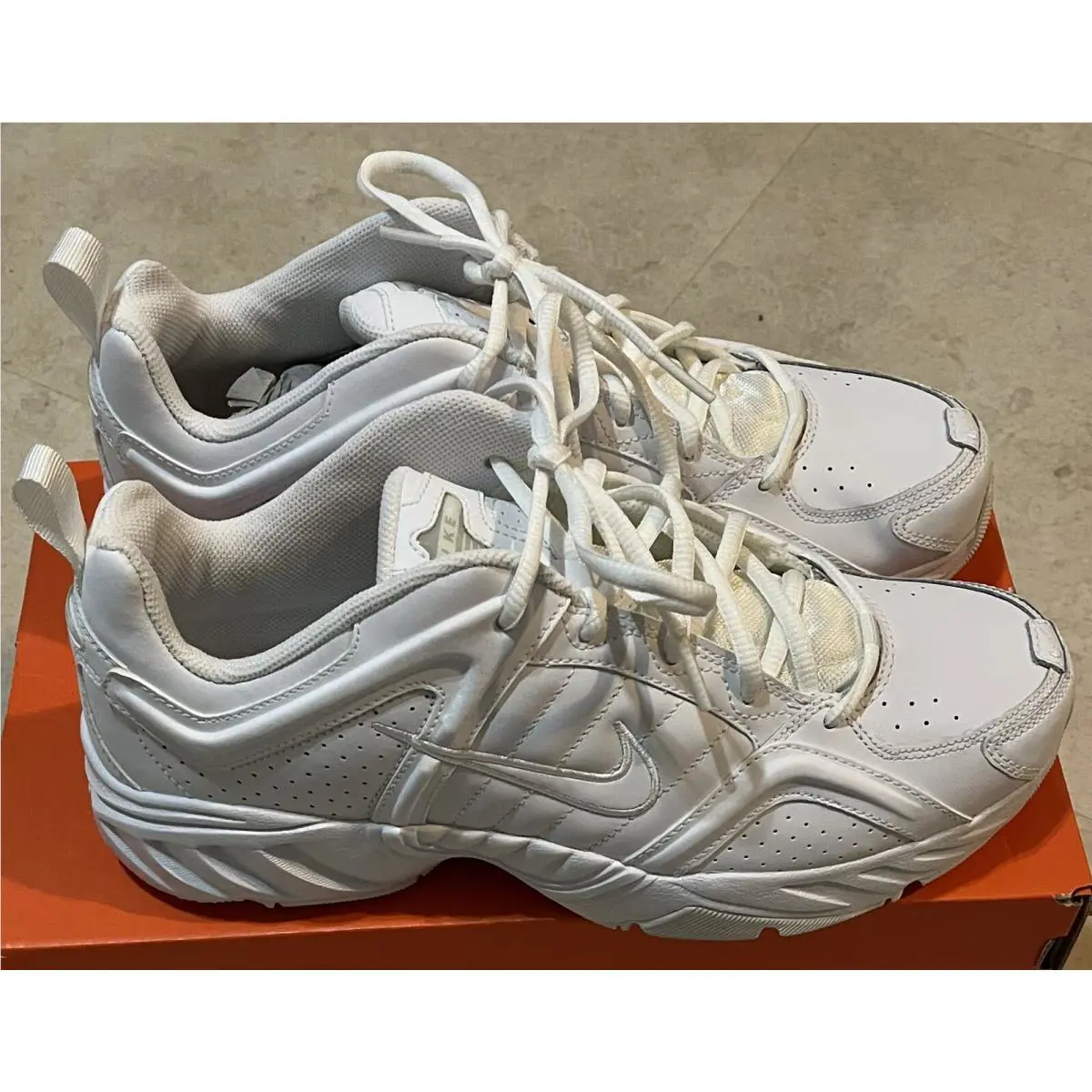 Nike shoes - Nike T-Lite - White (UPC: 884751764950) 1