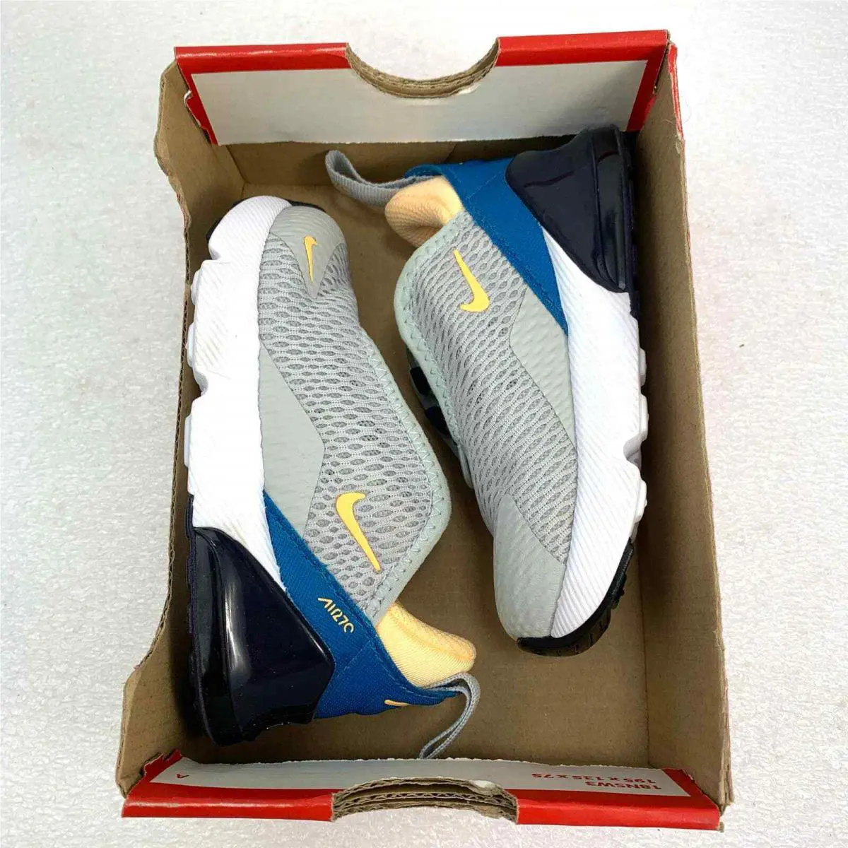 Nike shoes - Gray 3