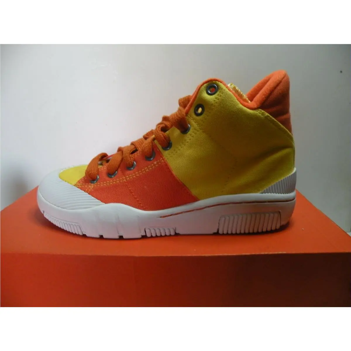 Nike shoes - Orange/Yellow 2