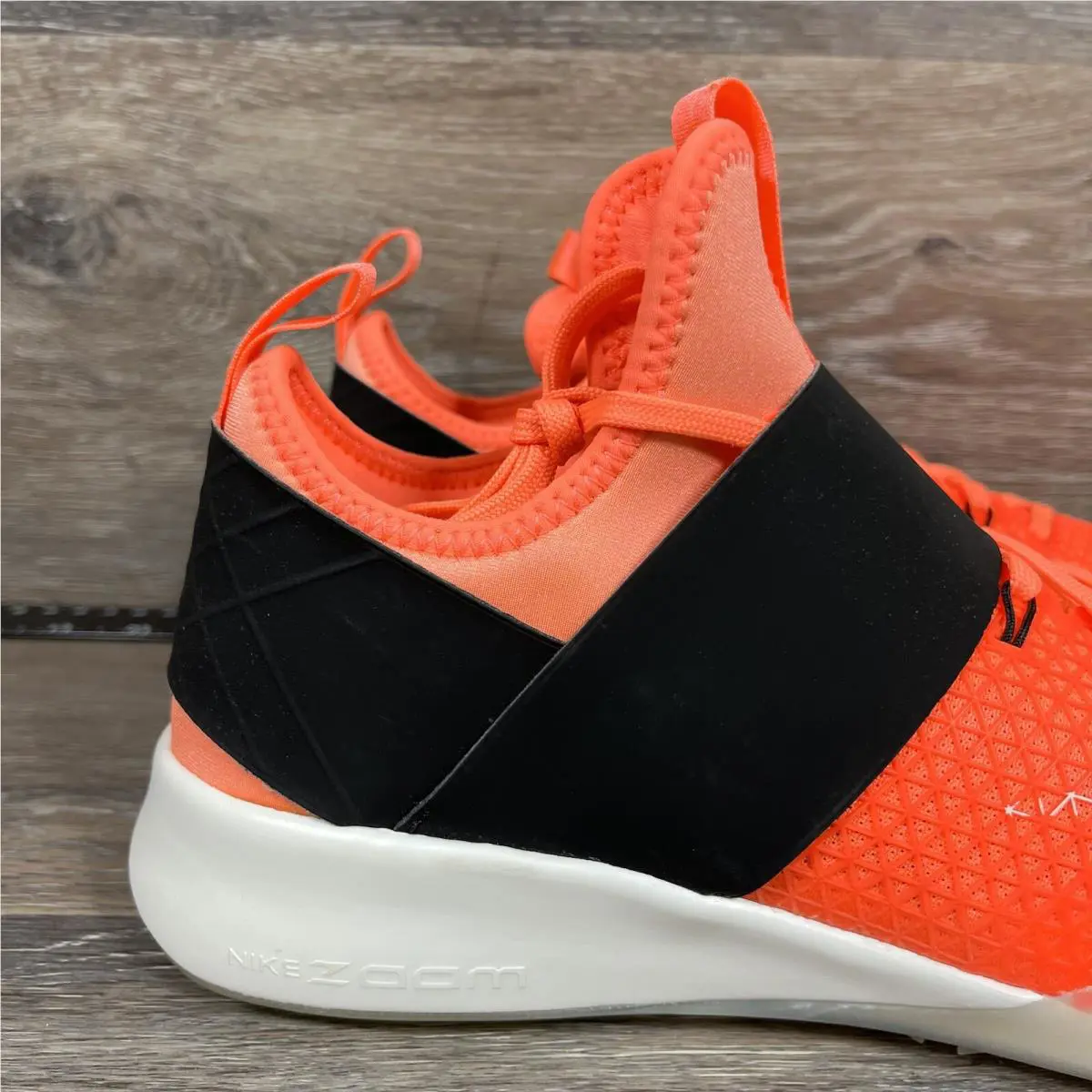 Nike shoes - Nike Air Zoom Strong - Air Zoom Strong - 843975-800 - Orange 3