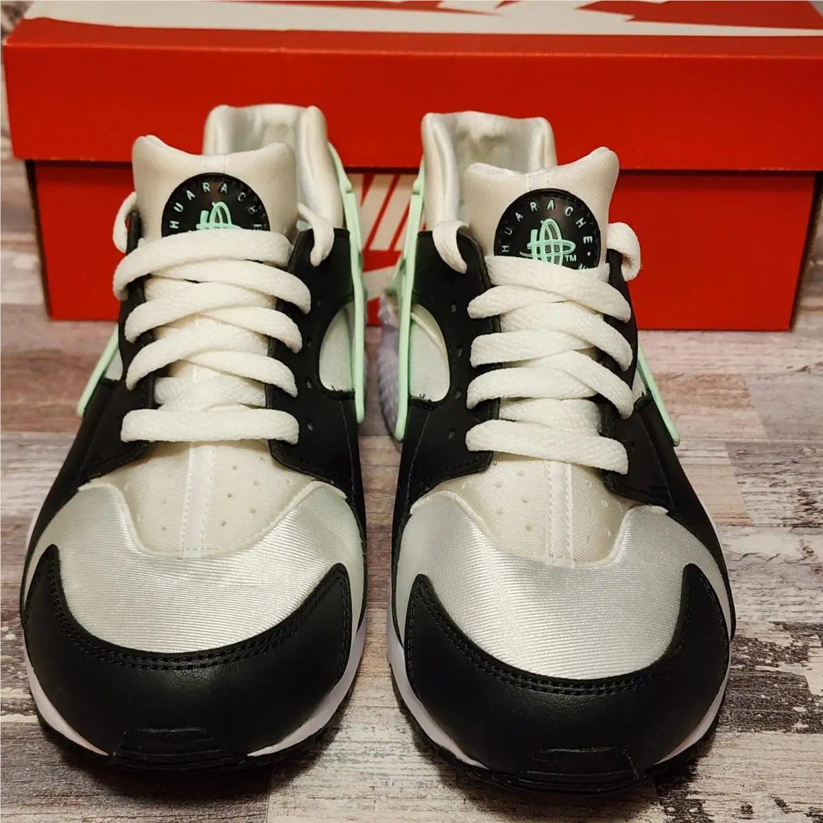 Nike shoes - Nike Huarache Run - Huarache Run - White (UPC: 195866725027) 4