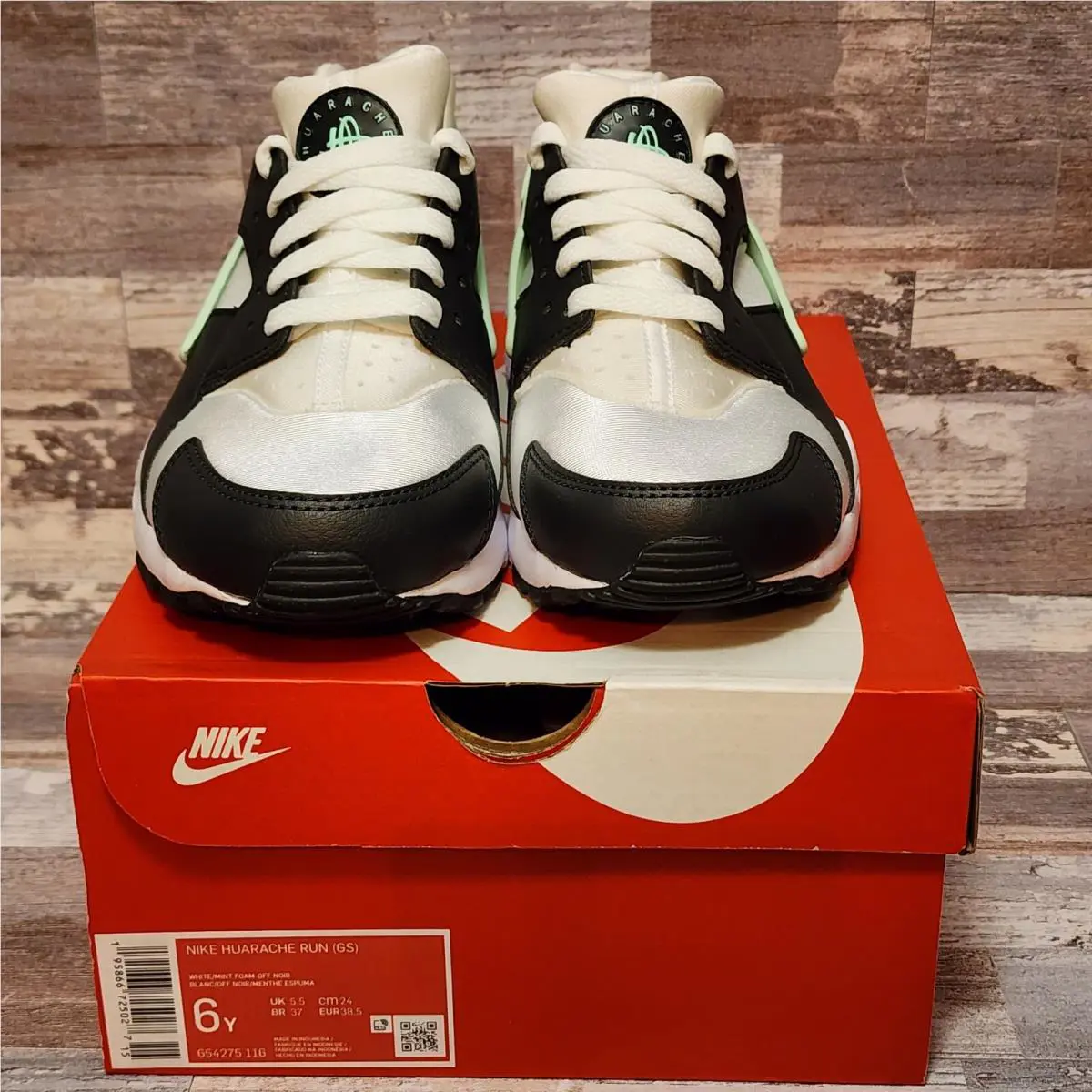 Nike shoes - Nike Huarache Run - Huarache Run - White (UPC: 195866725027) 6