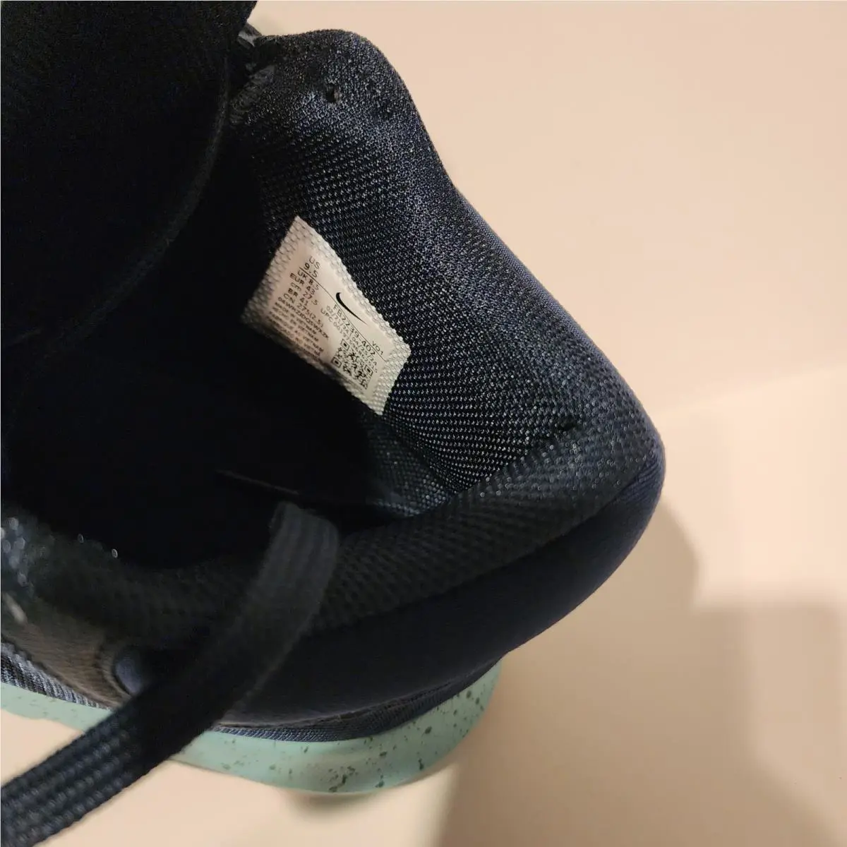 Nike shoes - Nike LeBron Witness - LeBron Witness - Black 2