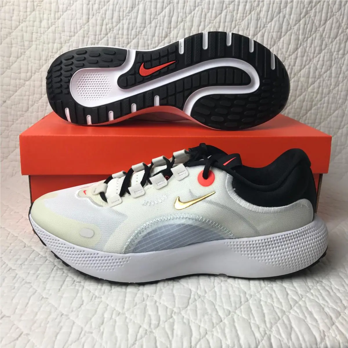 Nike shoes - Nike React Escape - React Escape - CV3817-103 - summit white/ metallic gold coin 2