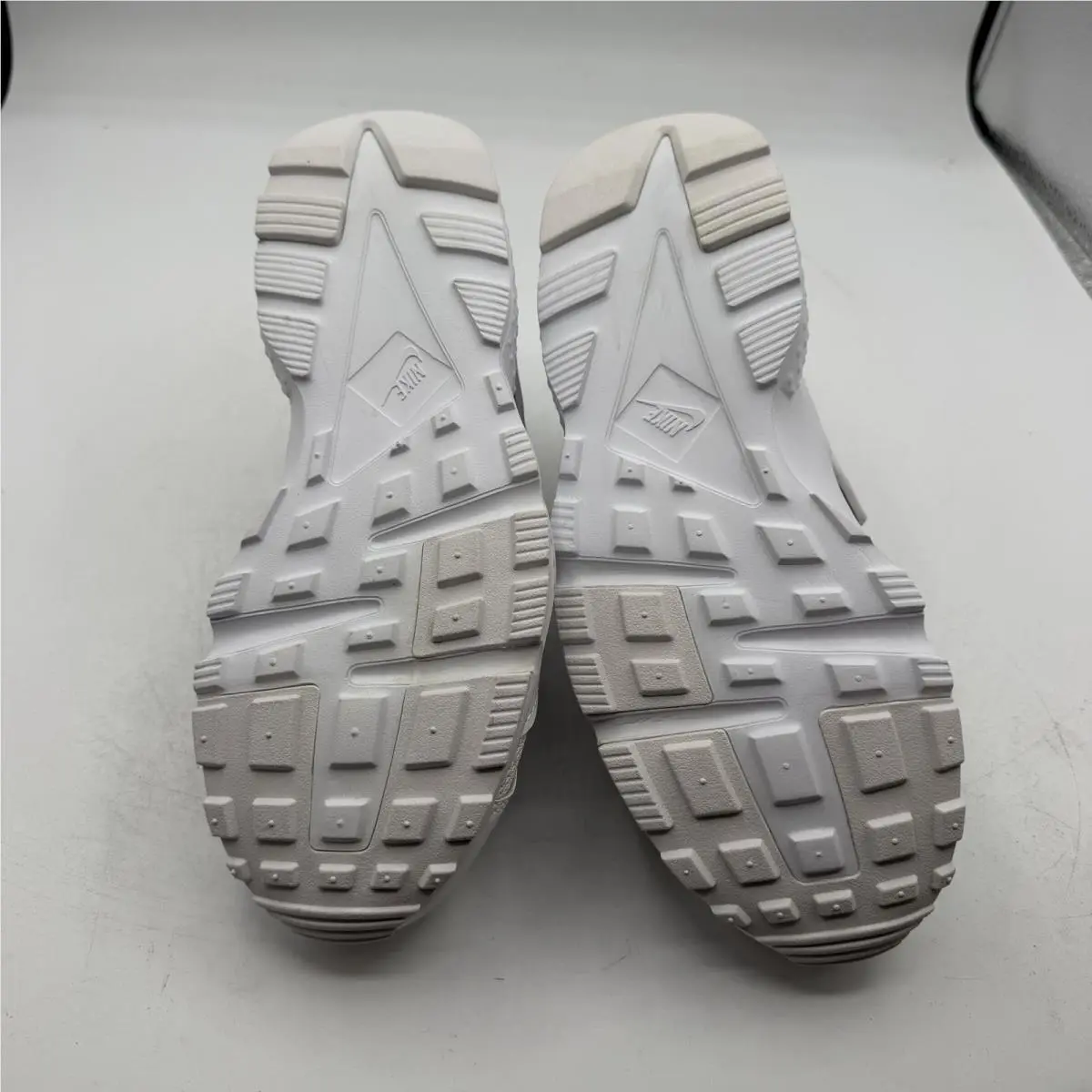 Nike shoes - Nike Air Huarache Run - Air Huarache Run - 654275-110 - White 8