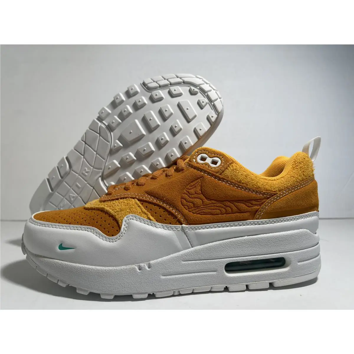 Nike Air Max 1 Womens Size 6 Shoes FQ4298 800 Sundial Jade/summit White - Multicolor