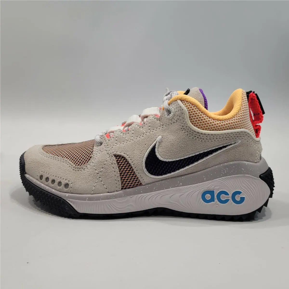 Nike shoes - Nike ACG Dog Mountain - ACG Dog Mountain - AQ0916 - White (UPC: 0191888526246) 4