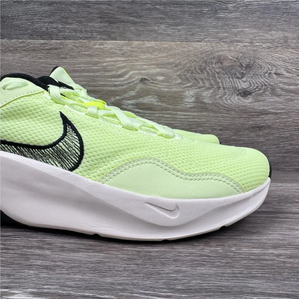 Nike shoes - Nike Legend Essential 3 - Legend Essential - DM1120-700 - Green (UPC: 196607684764) 1