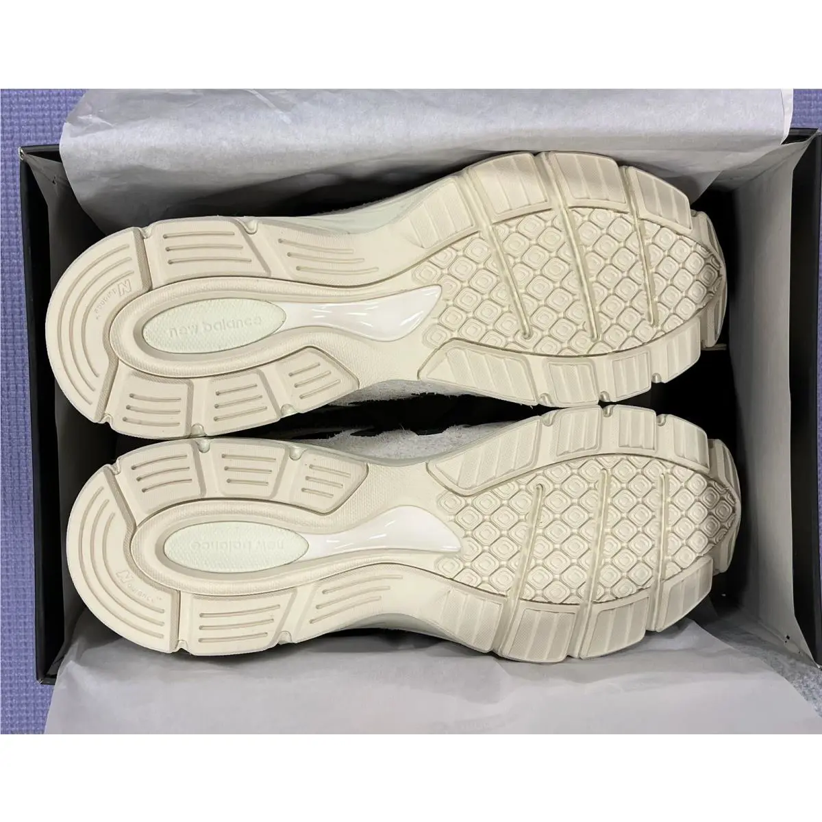 New Balance shoes - New Balance 990V4 - 990V4 - White/Black 1