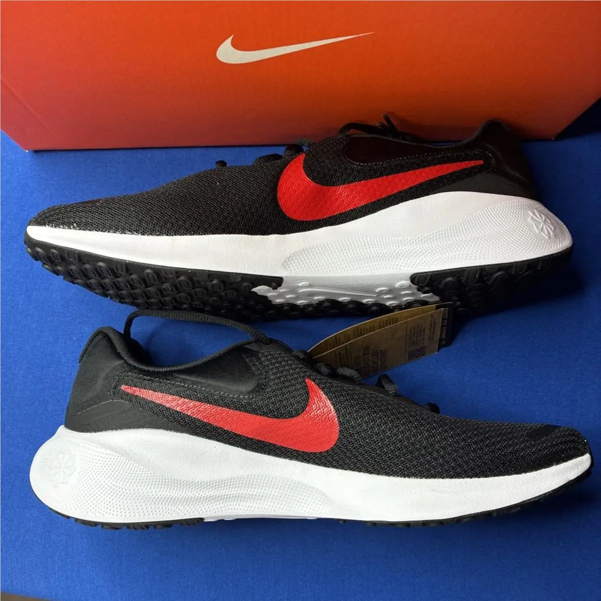 Nike shoes - Nike Revolution 7 - Revolution - FB2207-003 - Black / Red 1