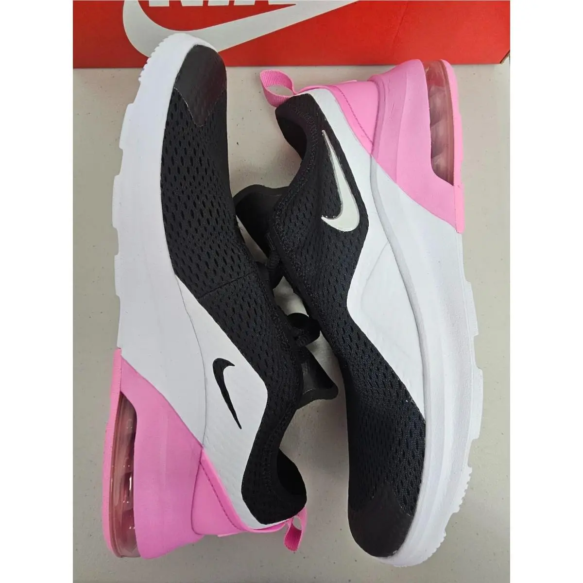 Nike shoes - Nike Air Max Motion - Air Max Motion - Black/Pink (UPC: 888407725876) 4