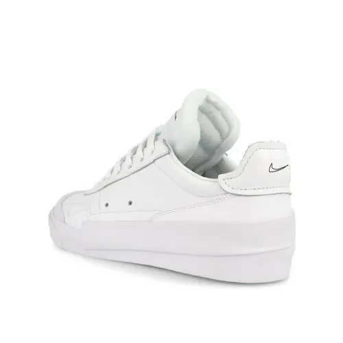 Nike shoes - White 3