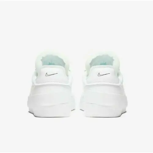 Nike shoes - White 4