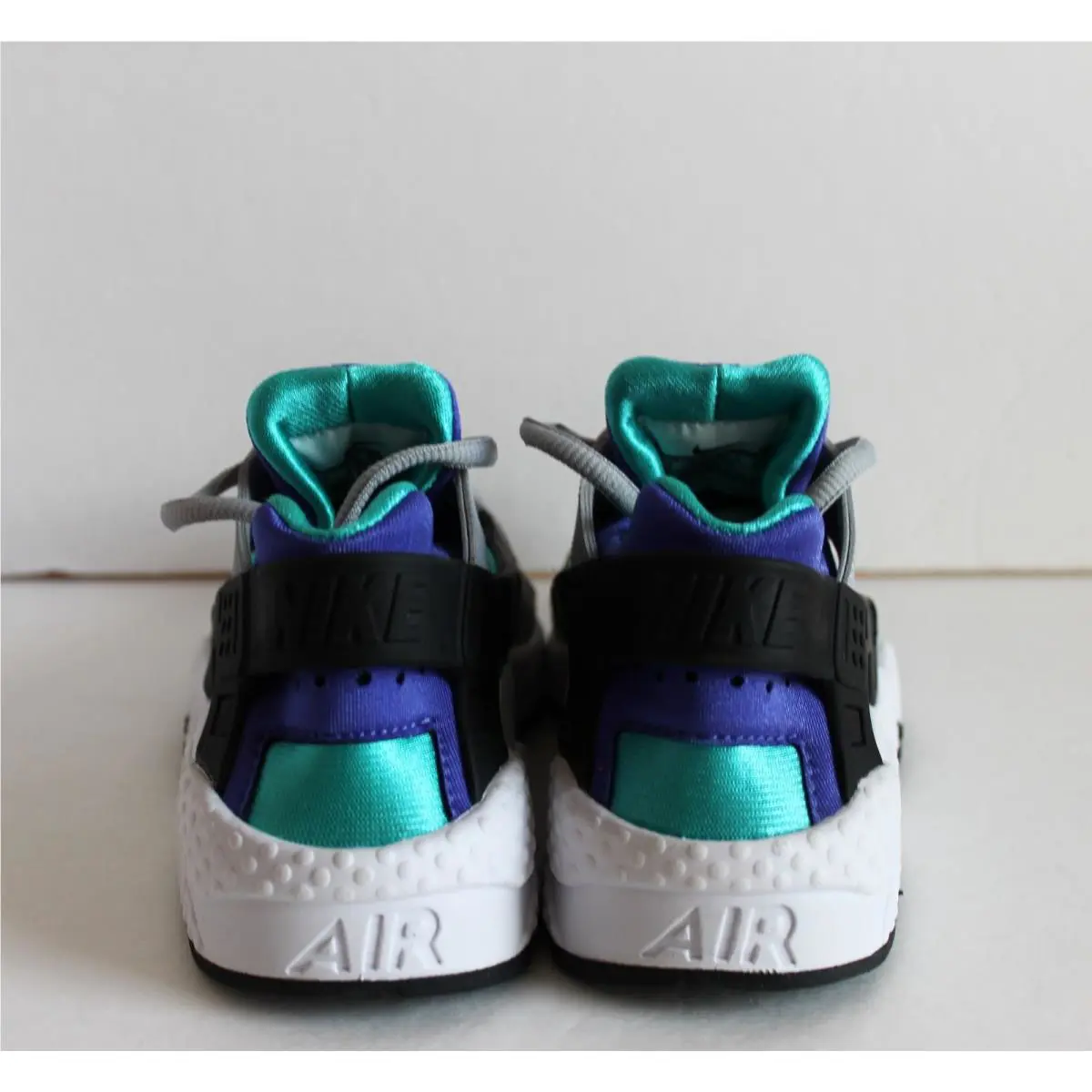 Nike shoes - Nike Air Huarache Run - Air Huarache Run - 634835-008 - Gray 2
