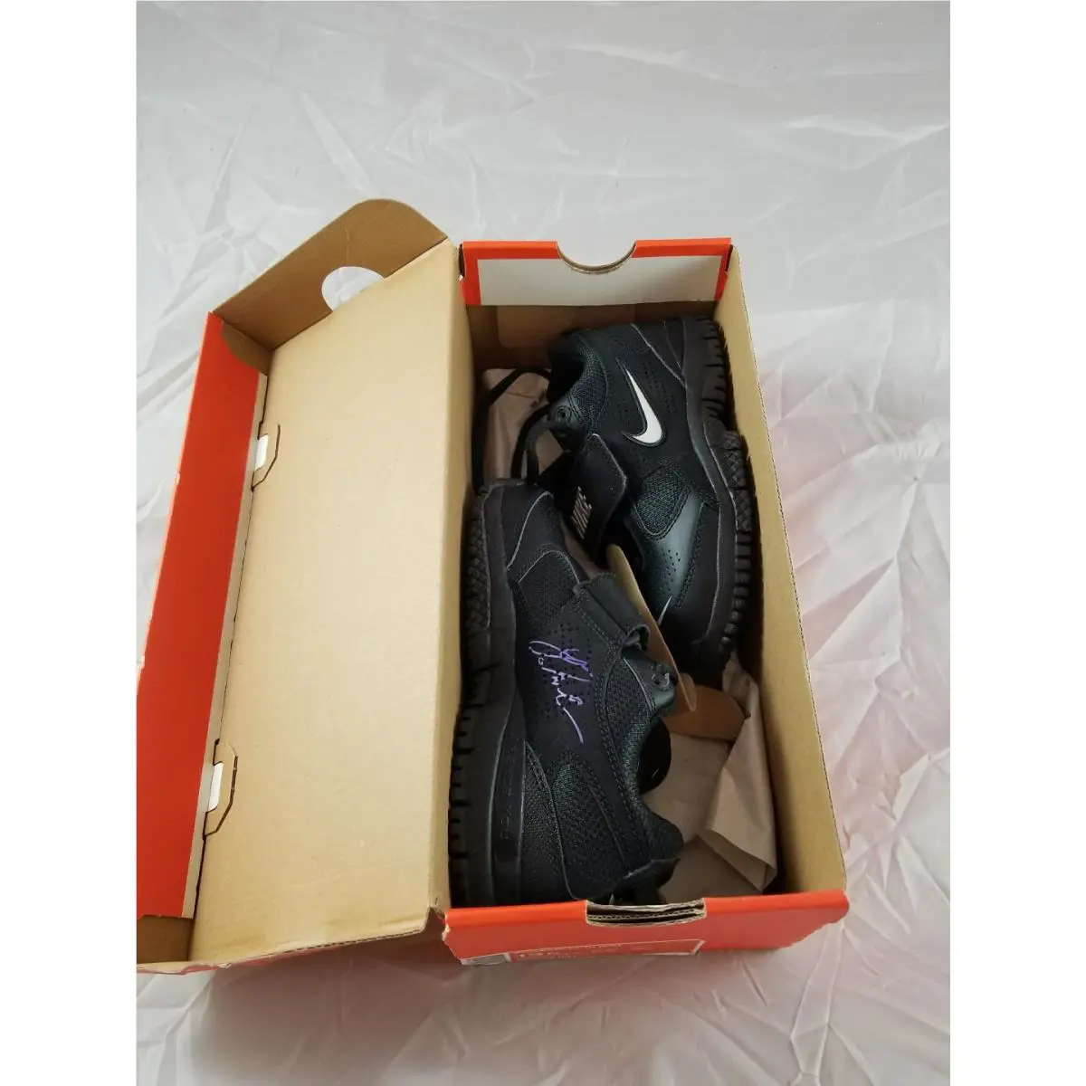 Nike shoes (UPC: 884726207925) 5