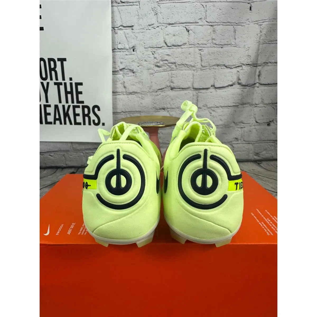 Nike shoes - Green 2