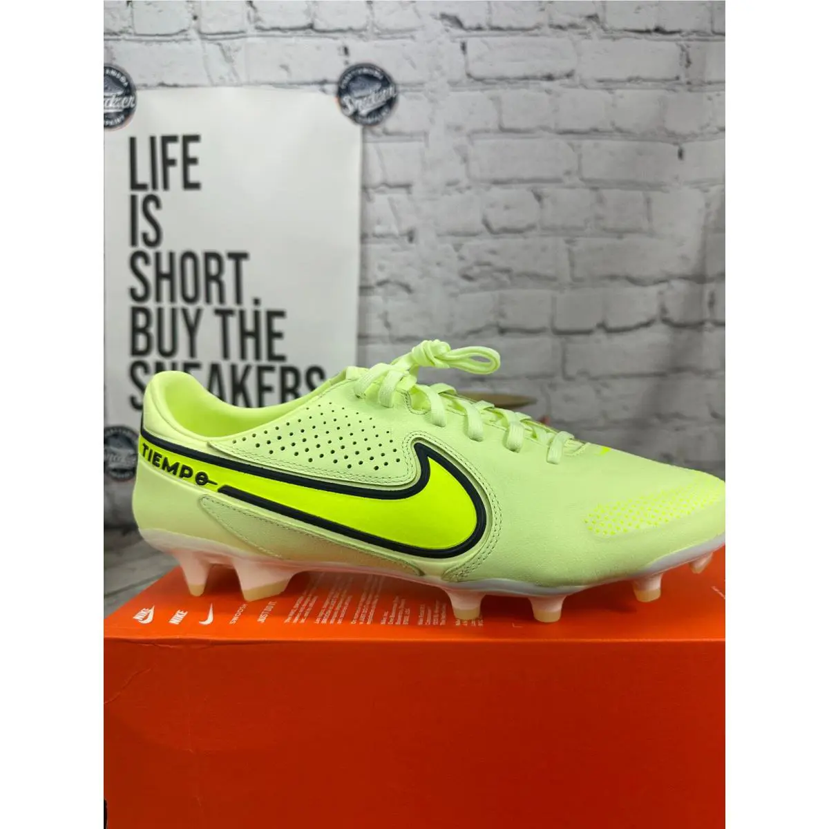 Nike shoes - Green 3
