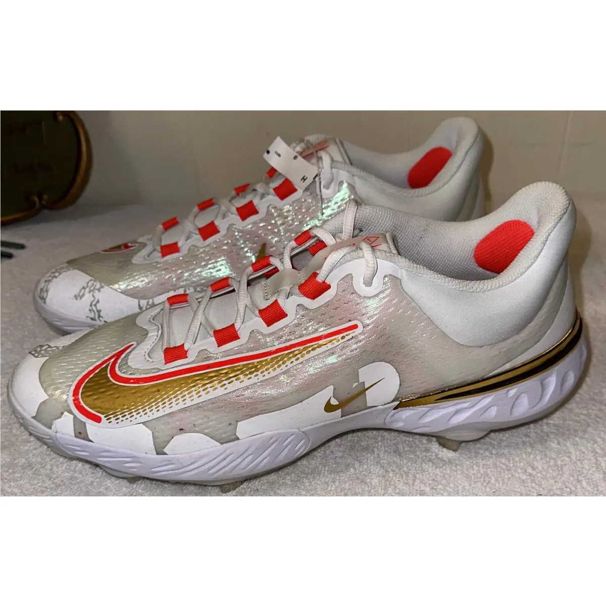 Nike shoes - Nike Alpha Huarache Elite 4 - FD2745-161 - Summit White / White / Bright Crimson 2